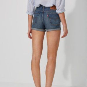 LEVIS | wedgie fit high rise denim short size 28